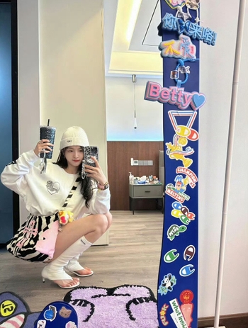 Xuanyi Wu