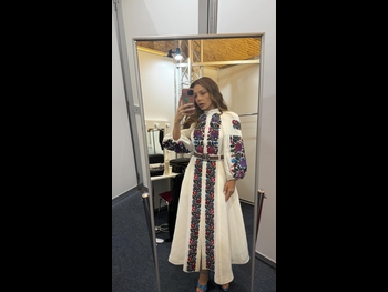  alt="Tina Karol"