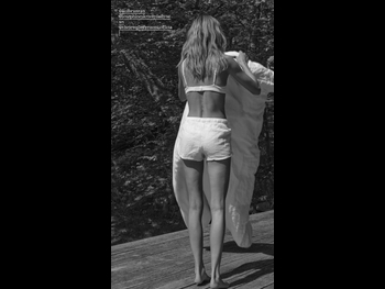  alt="Josephine Skriver"