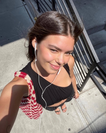 Lauren Searle