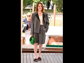  alt="Claire Foy"