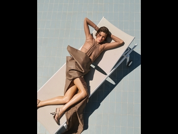  alt="Luna Bijl"