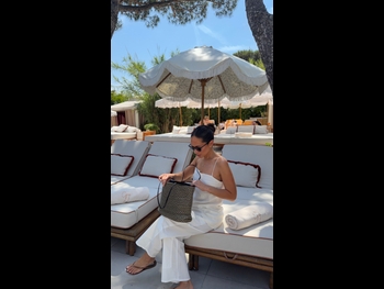  alt="Marianna Hewitt"