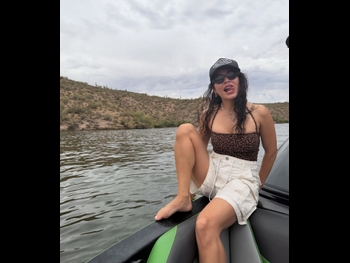  alt="Vanessa Hudgens"