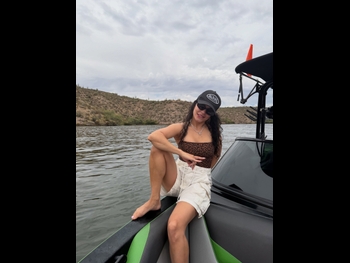  alt="Vanessa Hudgens"