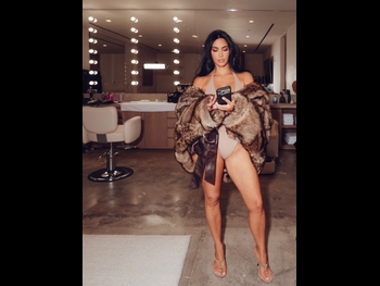  alt="Kim Kardashian"