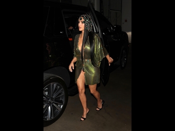  alt="Kim Kardashian"