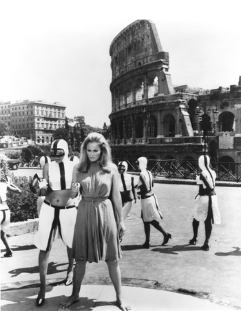 Ursula Andress