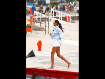  alt="Lais Ribeiro"