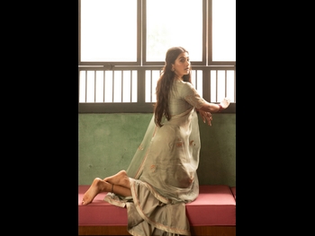  alt="Pooja Hegde"