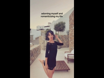  alt="Camila Cabello"
