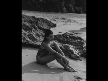  alt="Ava Jules"