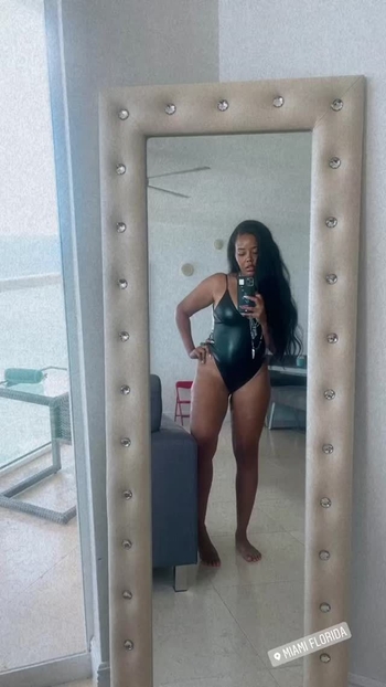 Angela Simmons