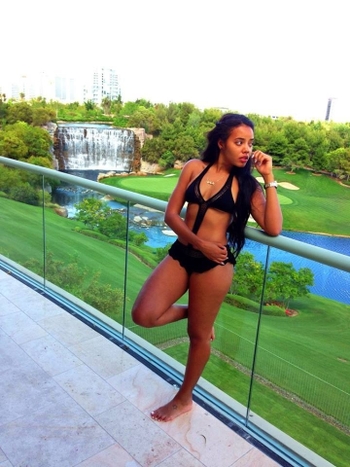 Angela Simmons