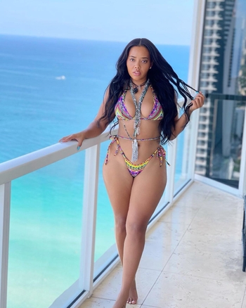 Angela Simmons