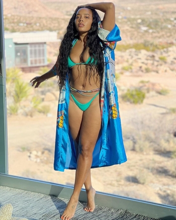 Angela Simmons