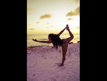  alt="Angela Simmons"