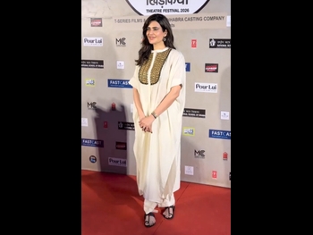  alt="Karishma Tanna"