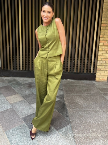 Lisa Snowdon