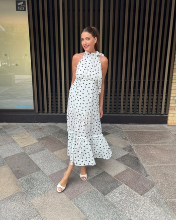 Lisa Snowdon