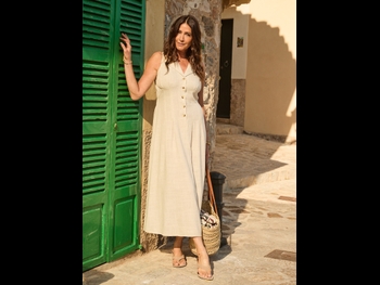 alt="Lisa Snowdon"