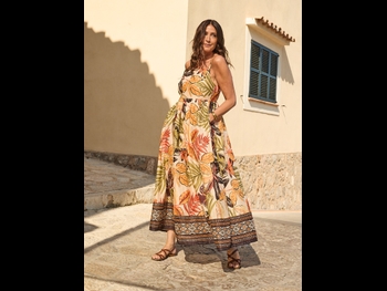  alt="Lisa Snowdon"