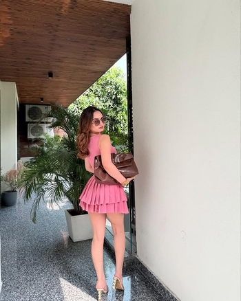 Shiwali Bhola