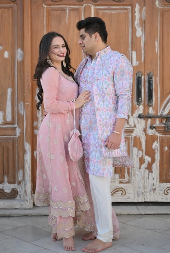 Shiwali Bhola