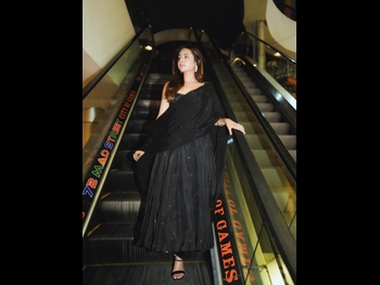  alt="Sargun Mehta"