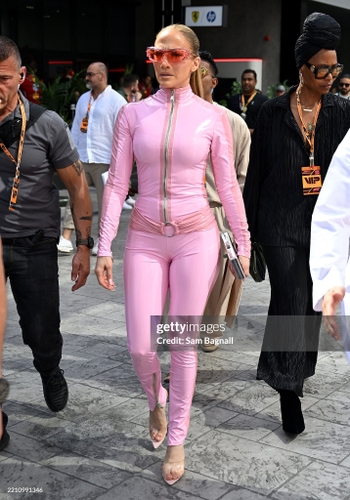 Jennifer Lopez (I)