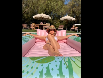  alt="Jennifer Lopez (i)"