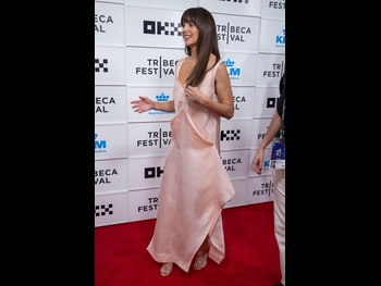  alt="Alison Brie"