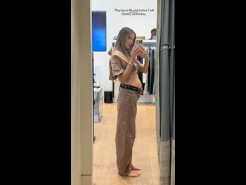  alt="Erin Holland"