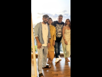  alt="Nia Sharma"