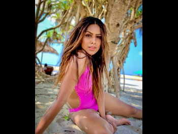  alt="Nia Sharma"