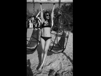  alt="Nia Sharma"