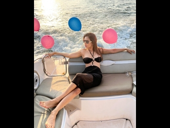  alt="Nia Sharma"