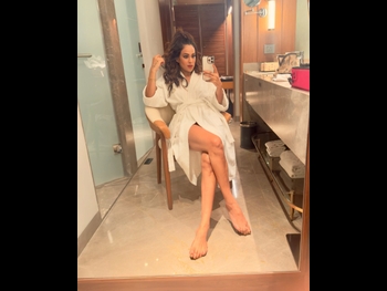  alt="Nia Sharma"