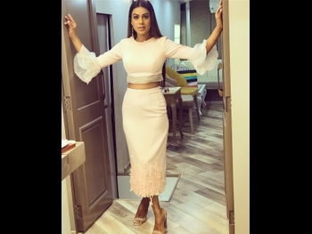  alt="Nia Sharma"