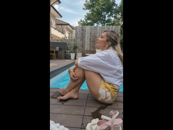  alt="Laura Petrescu"