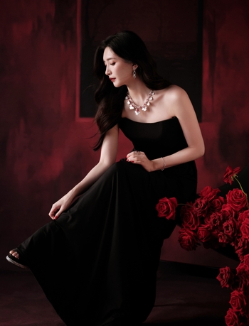 Shuying Jiang