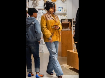  alt="Rihanna"
