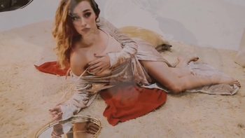 Alycia Debnam Carey