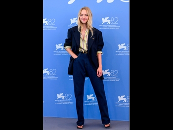  alt="Amanda Seyfried"