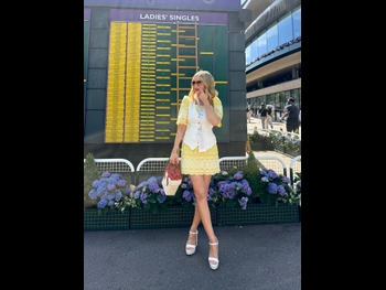  alt="Laura Whitmore"