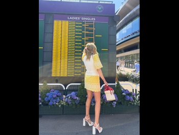  alt="Laura Whitmore"
