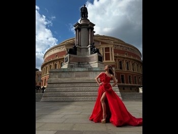  alt="Myleene Klass"
