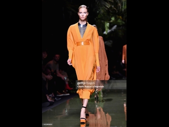  alt="Sasha Luss"