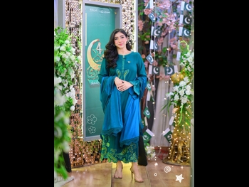  alt="Mariyam Nafees"