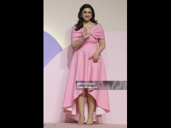  alt="Parineeti Chopra"
